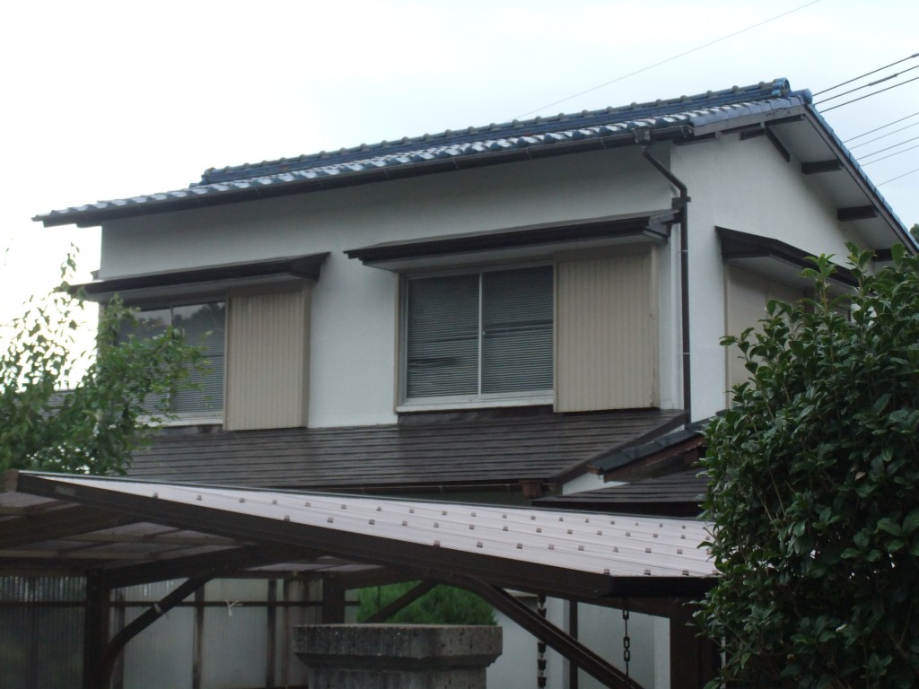 2/7完成です。太宰府市石坂・U様邸　屋根塗装工事