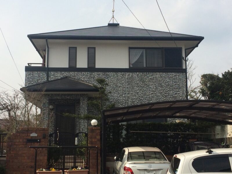 福岡県太宰府市長浦台のM様邸で外壁の色あせと目地の劣化を整え落ち着いた外観を長く守る塗装工事を行いました。2月2日完成です。【HPより】