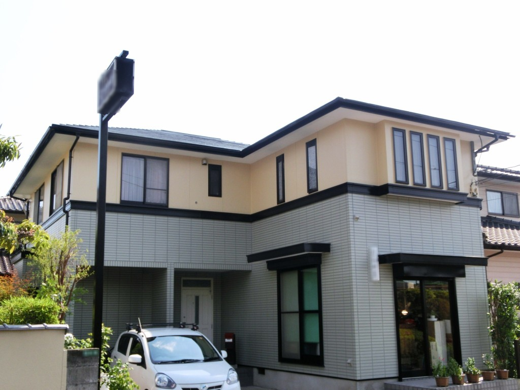 4月22日完成です。太宰府市朱雀・H様邸　外壁塗装・屋根塗装工事