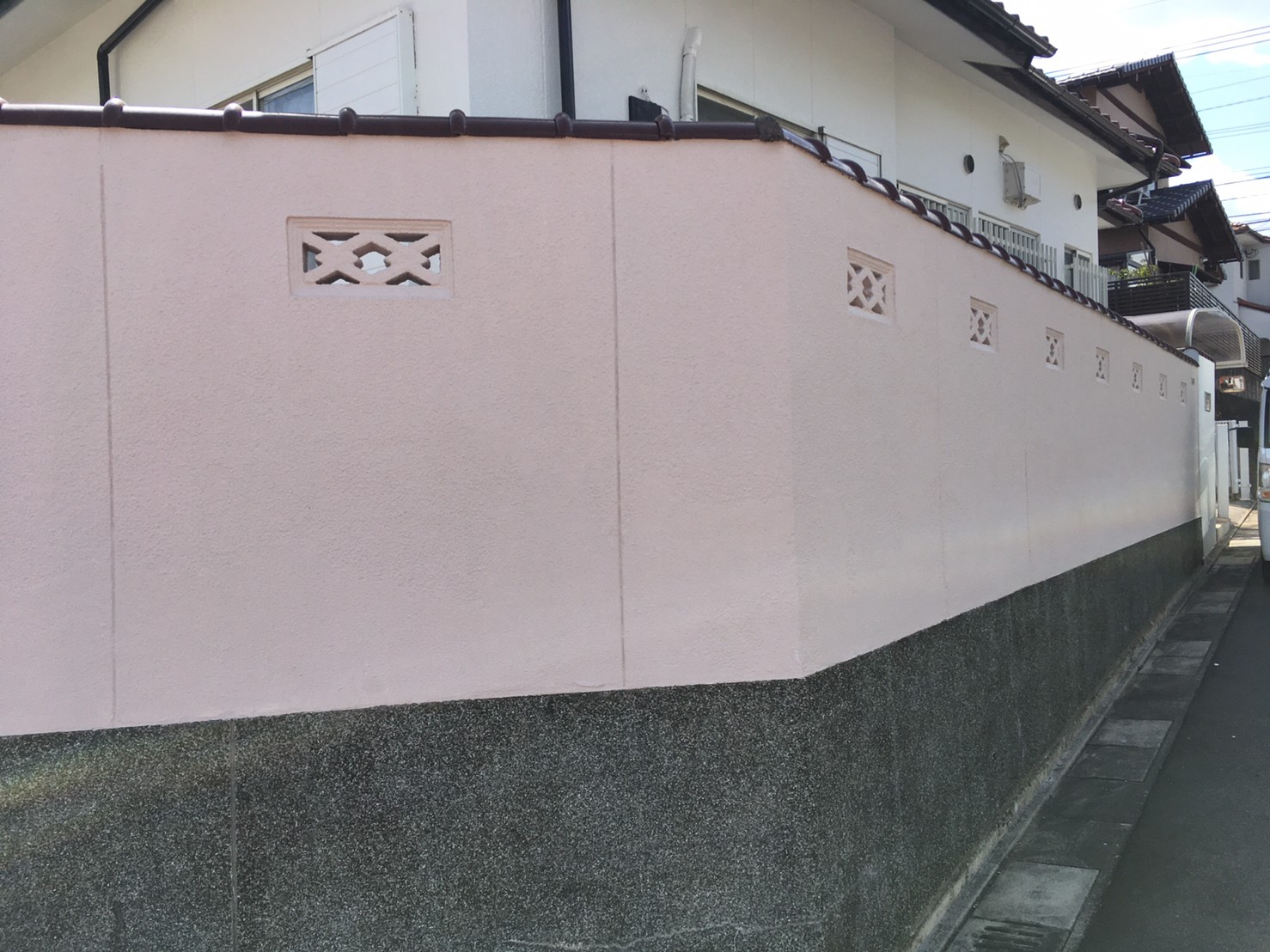 4/21完成です。太宰府市長浦台・I様邸　外壁塗装工事