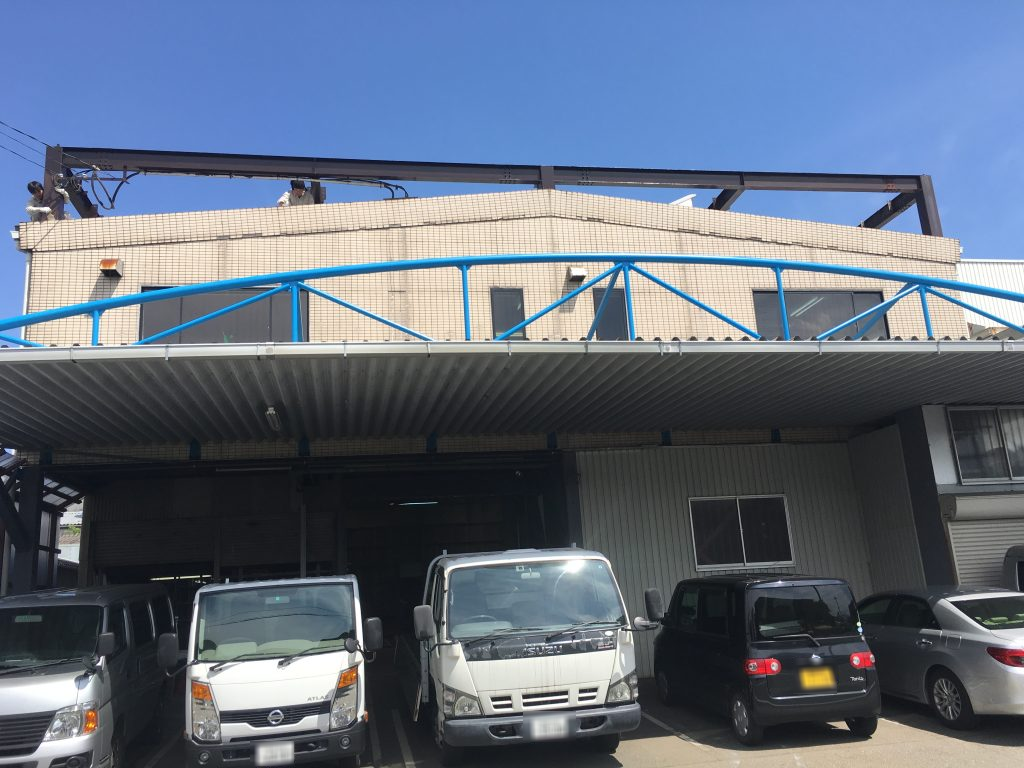 福岡県大野城市仲畑の株式会社バンゼン様で外壁の汚れや経年劣化を改善する改修工事を行いました。12月3日完成です。【HPより】