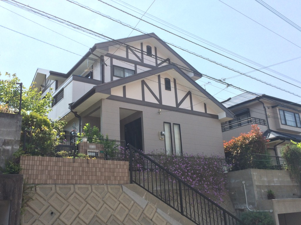 5月1日完成です。太宰府市高雄・Y様邸　外壁塗装・屋根塗装工事