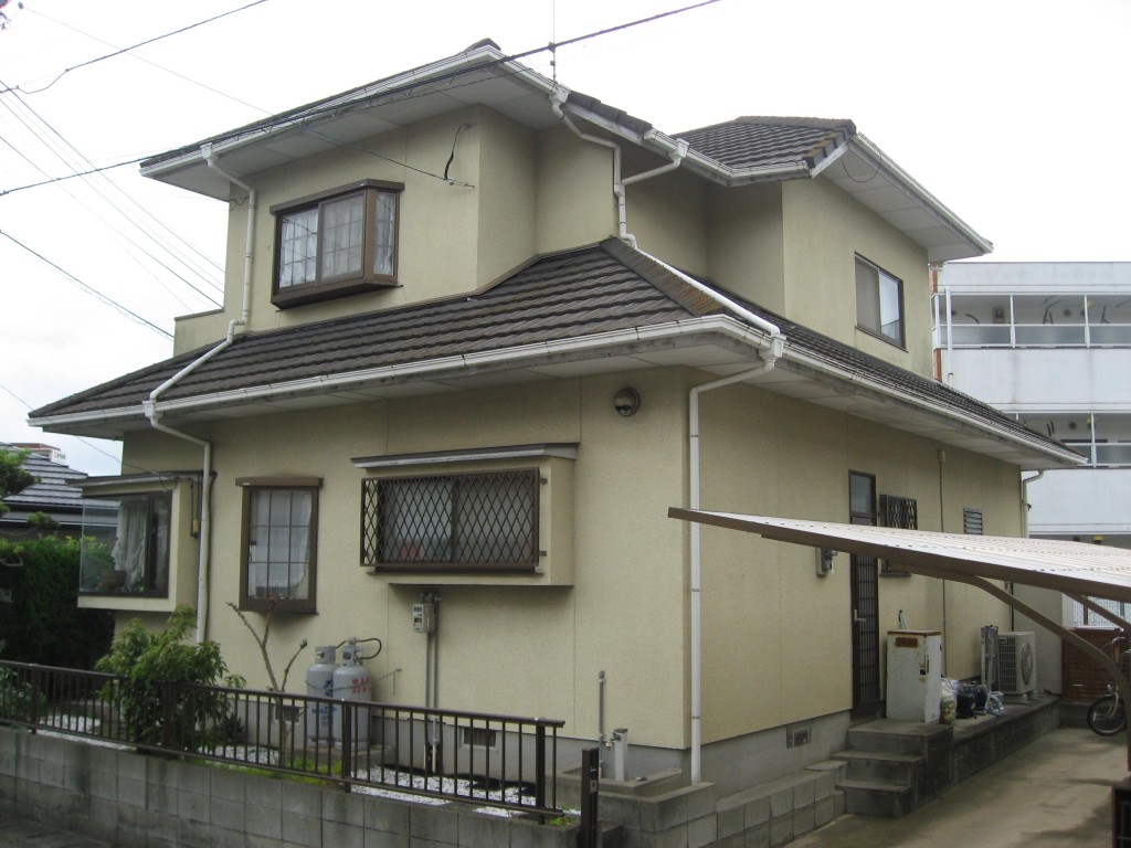 4/28完成です。福岡市東区・M様邸　外壁塗装・屋根塗装工事