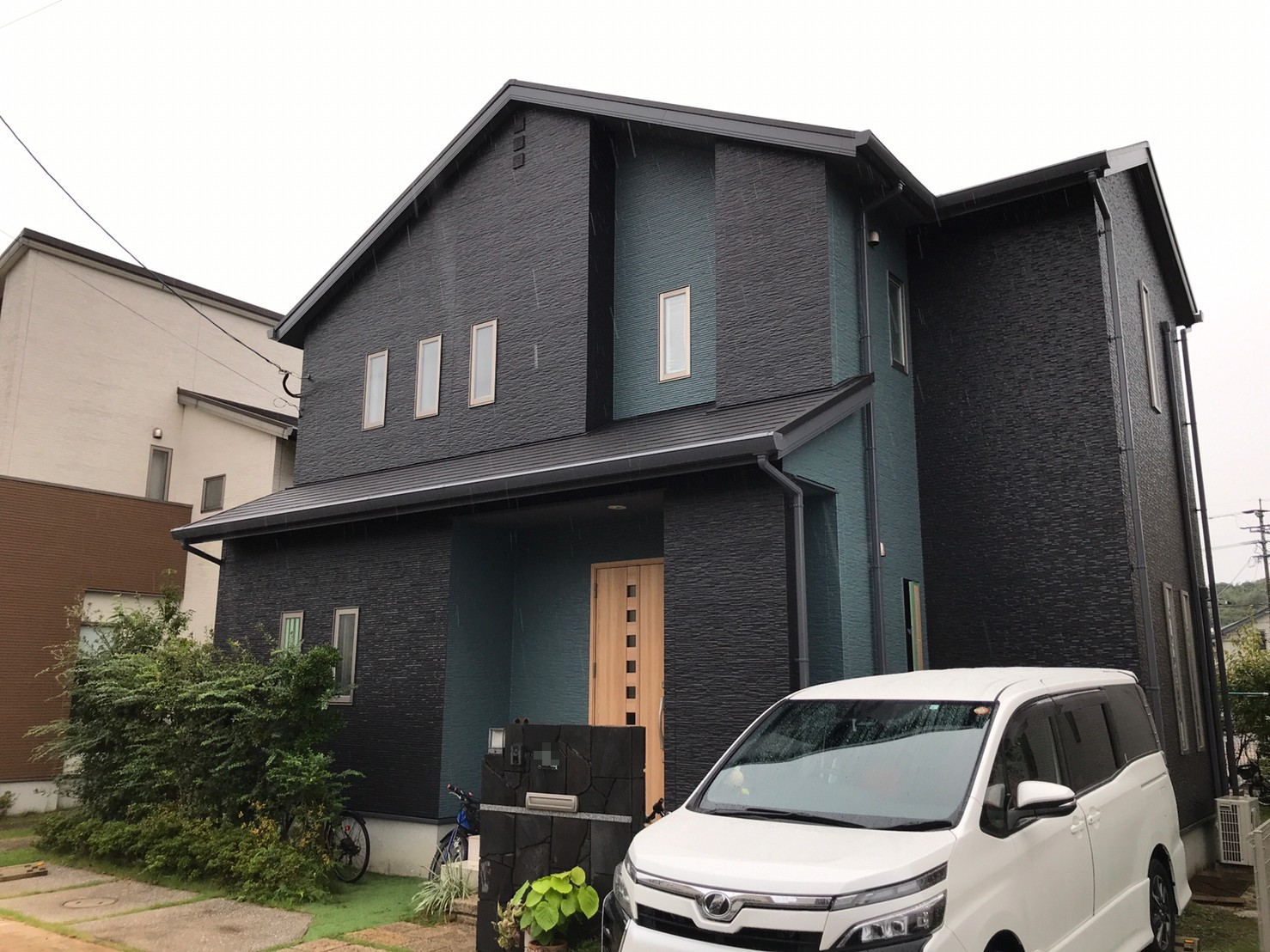 9/14完成です。福岡市東区和白・H様邸　外壁塗装・屋根塗装工事