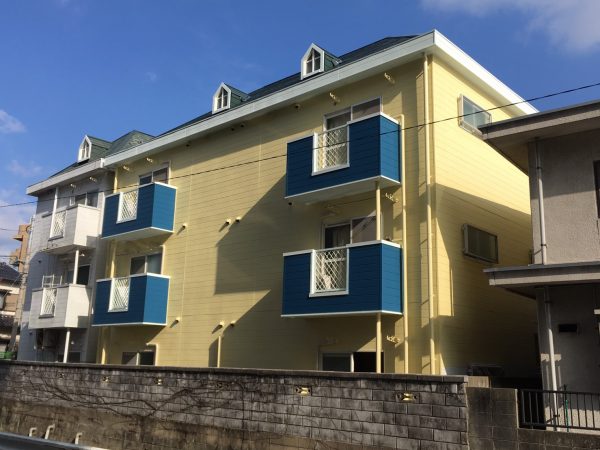 沿岸部で気をつけたい塩害対策！シャッターや倉庫の錆を防ぐ方法とは？