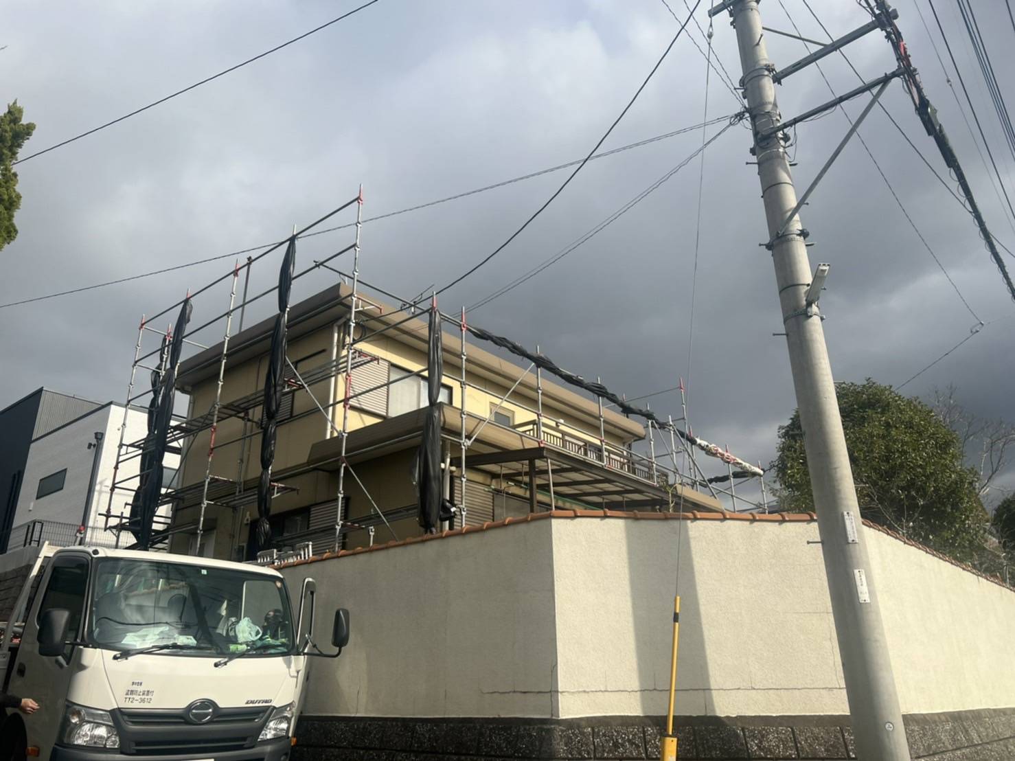 太宰府市高雄・M様邸　外壁塗装・屋根塗装工事　12/27着工です。