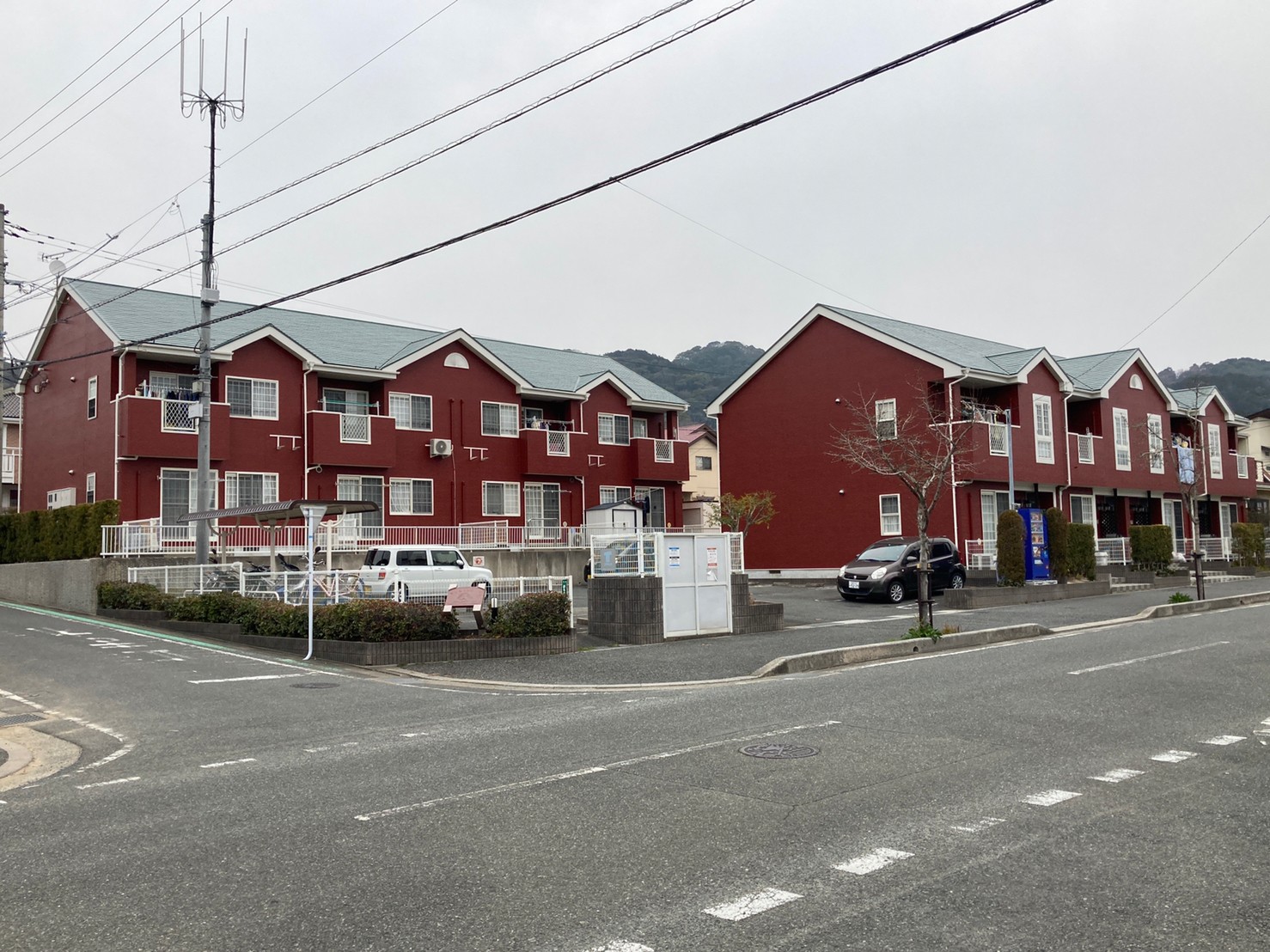 福岡県福岡市東区香椎台・Sアパート様　外壁塗装・屋根塗装工事　2/20完成です。