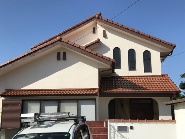 外壁塗装の塗り回数は多いほど良い？4回塗りの提案に隠された真実