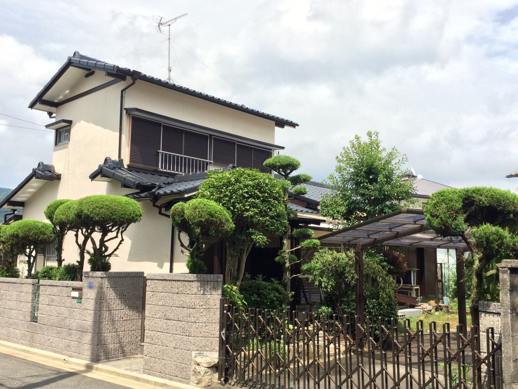 外壁塗装の見積もりは値引きしてもらえる？【ハウジングコート太宰府店】