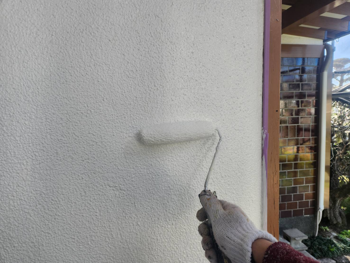 福岡県太宰府市高雄のM様邸で気になるチョーキングが発生している外壁をエシカルプロクールのフッ素塗料を使用して再塗装し、今後もさらに長持ちさせる施工を行っていきます。3/13着工です。【OB様より】