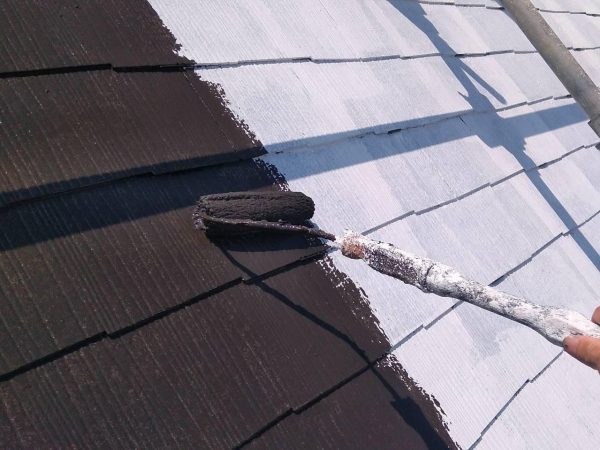 福岡県古賀市千鳥のU様邸で劣化が進み剥がれや色褪せが起きている外壁と屋根の塗装を行いました。8/10完成です。【HPより】
