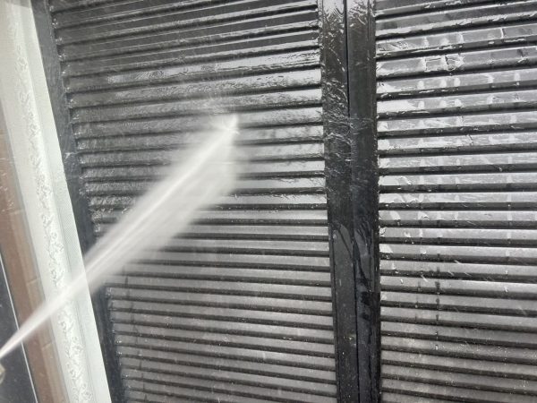 福岡県太宰府市五条のM様邸でエシカルプロクールFを使用した屋根・外壁塗装工事を行いました。9/19完成です。【OB様より】