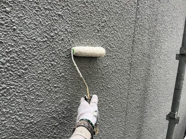福岡県福岡市東区香椎のS様邸で色褪せ・剥がれを改善し美観と耐久性を回復させる屋根と外壁の劣化補修塗装と樋取り換え工事を行いました。11/11完成です。【HPより】