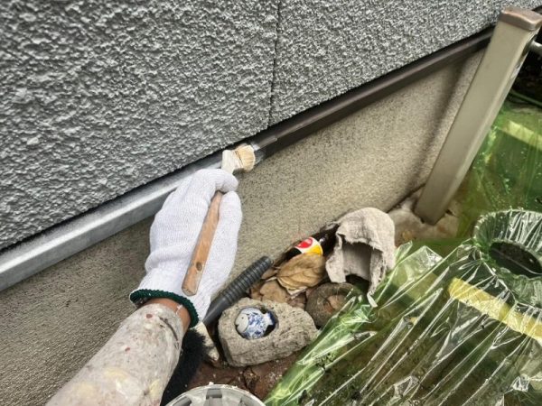 福岡県福岡市東区香椎のS様邸で色褪せ・剥がれを改善し美観と耐久性を回復させる屋根と外壁の劣化補修塗装と樋取り換え工事を行いました。11/11完成です。【HPより】