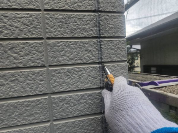 福岡県筑紫野市天拝坂のN様邸でエシカルプロクールFを使用した屋根・外壁塗装工事を行っています。11/14着工です。【OB様より】