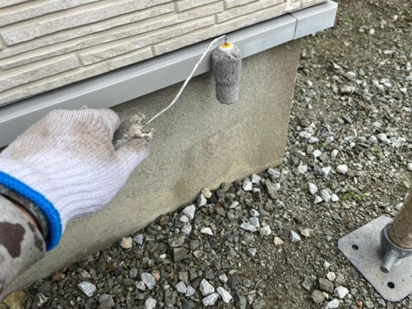 福岡県古賀市日吉のK様邸で外壁シーリング劣化と汚れを改善！丁寧な外壁塗装と防水処理で耐久性アップの工事を行いました。12/21完成です。【HPより】