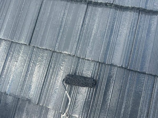 福岡県古賀市舞の里のN様邸で外壁ひび割れ・雨樋詰まりを徹底改善！屋根・外壁塗装と補修工事で安心できる住まいづくりを行いました。12/25完成です。【HPより】