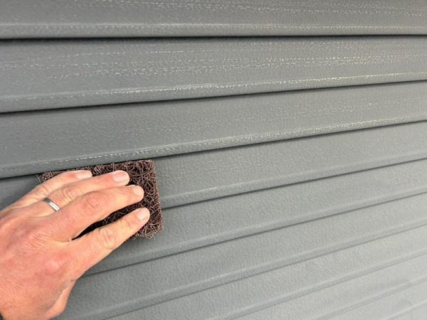 福岡県古賀市舞の里のN様邸で外壁ひび割れ・雨樋詰まりを徹底改善！屋根・外壁塗装と補修工事で安心できる住まいづくりを行いました。12/25完成です。【HPより】