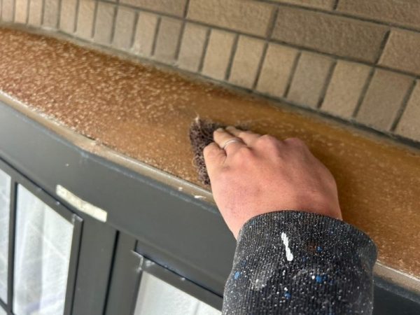 福岡県古賀市舞の里のN様邸で外壁ひび割れ・雨樋詰まりを徹底改善！屋根・外壁塗装と補修工事で安心できる住まいづくりを行いました。12/25完成です。【HPより】
