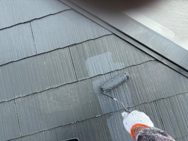 福岡県福岡市東区みどりが丘のU様邸で屋根・外壁の劣化を改善！剥がれや苔を丁寧に補修し美しさと耐久性を取り戻す塗装工事を行いました。1/17完成です。【HPより】