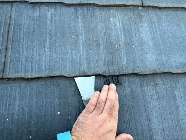 福岡県福岡市東区みどりが丘のU様邸で屋根・外壁の劣化を改善！剥がれや苔を丁寧に補修し美しさと耐久性を取り戻す塗装工事を行いました。1/17完成です。【HPより】
