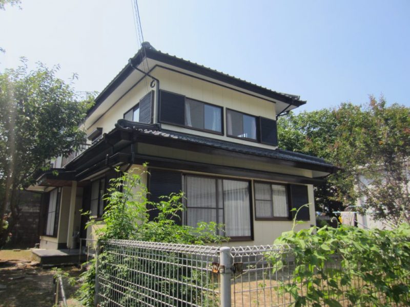 「外壁塗装じゃなくてカバーって？！」築30年の家に最適な選択とは？