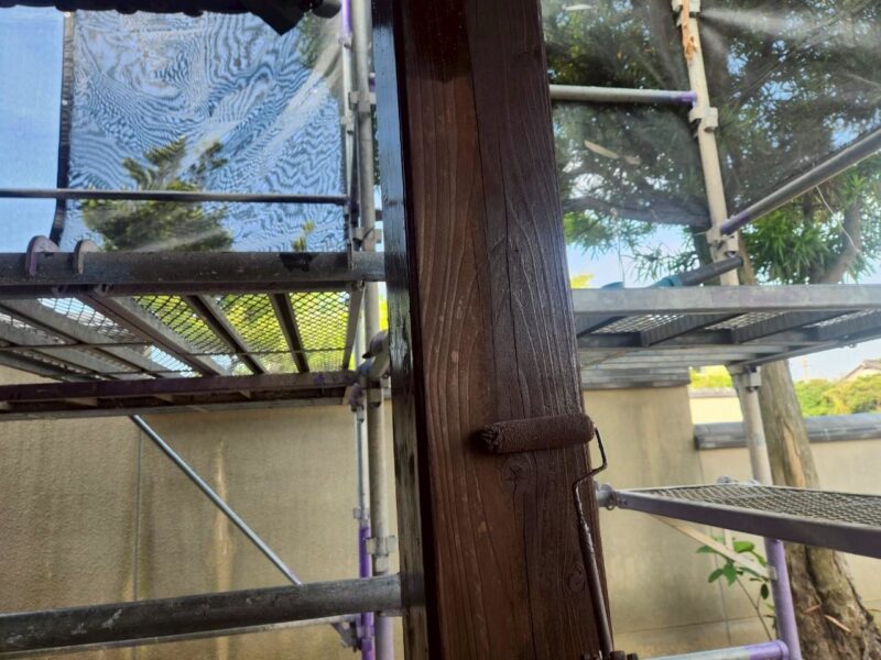 福岡県糟屋郡新宮町湊のT寺にて外壁のカビや木部の劣化を改善する外壁塗装を行いました。2025年7月20日完成です。【HPより】