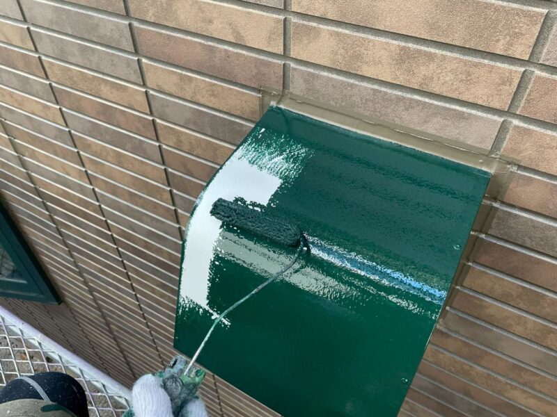 福岡県福岡市東区青葉のM様邸で外壁のひび割れや屋根の色あせに対応する外壁屋根塗装工事を行いました。2025年8月19日完成です。【チラシより】