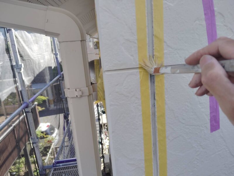 福岡県福岡市東区松崎のI様邸でチョーキングやひび割れ、シーリング劣化が見られる外壁の塗装工事を行いました。2025年8月2日完成です。【HPより】