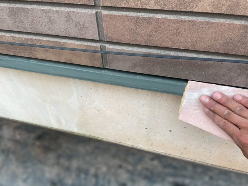 福岡県福岡市東区青葉のM様邸で外壁のひび割れや屋根の色あせに対応する外壁屋根塗装工事を行いました。2025年8月19日完成です。【チラシより】