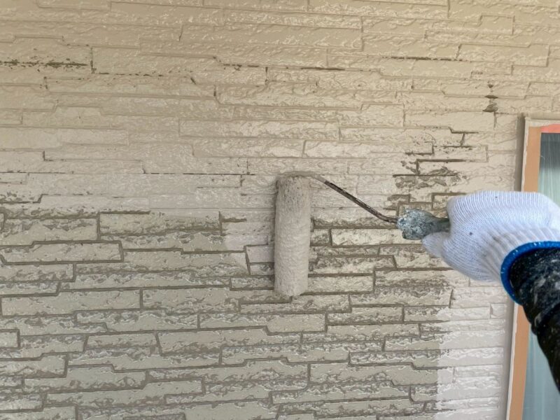 福岡県福岡市東区青葉のM様邸で外壁のひび割れや屋根の色あせに対応する外壁屋根塗装工事を行いました。2025年8月19日完成です。【チラシより】