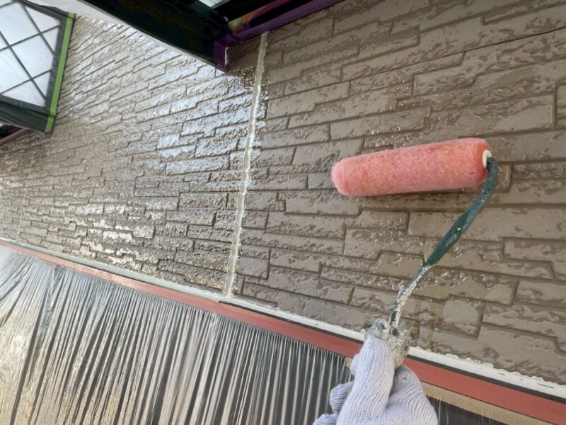 福岡県福岡市東区青葉のM様邸で外壁のひび割れや屋根の色あせに対応する外壁屋根塗装工事を行いました。2025年8月19日完成です。【チラシより】