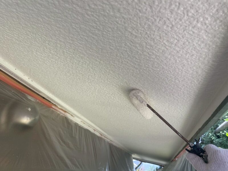 福岡県福岡市東区青葉のM様邸で外壁のひび割れや屋根の色あせに対応する外壁屋根塗装工事を行いました。2025年8月19日完成です。【チラシより】