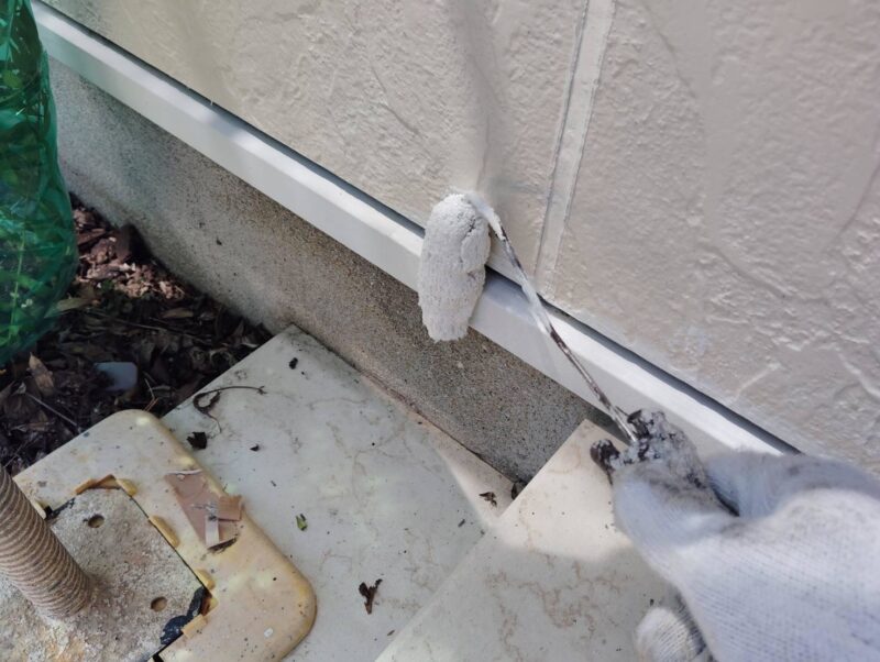 福岡県福岡市東区松崎のI様邸でチョーキングやひび割れ、シーリング劣化が見られる外壁の塗装工事を行いました。2025年8月2日完成です。【HPより】