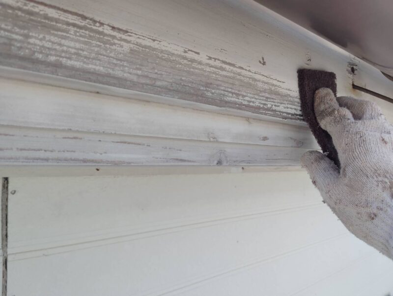 福岡県福岡市東区三苫のS様邸で外壁の劣化や軒天の傷みを直す外壁塗装と軒天張り替え波板張り替え工事を行いました。2025年9月18日完成です。【チラシより】