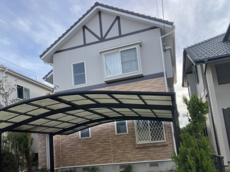 福岡県春日市大谷のK様邸で外壁のチョーキングやシーリング劣化を補修する外壁塗装と下地処理工事を行いました。2025年10月28日完成です。【HPより】