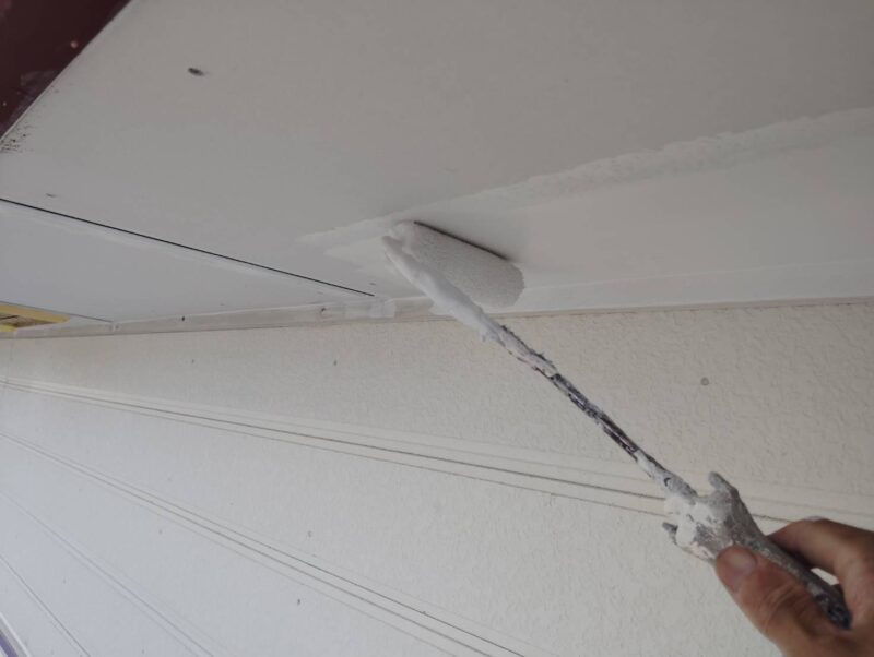 福岡県福岡市東区三苫のS様邸で外壁の劣化や軒天の傷みを直す外壁塗装と軒天張り替え波板張り替え工事を行いました。2025年9月18日完成です。【チラシより】