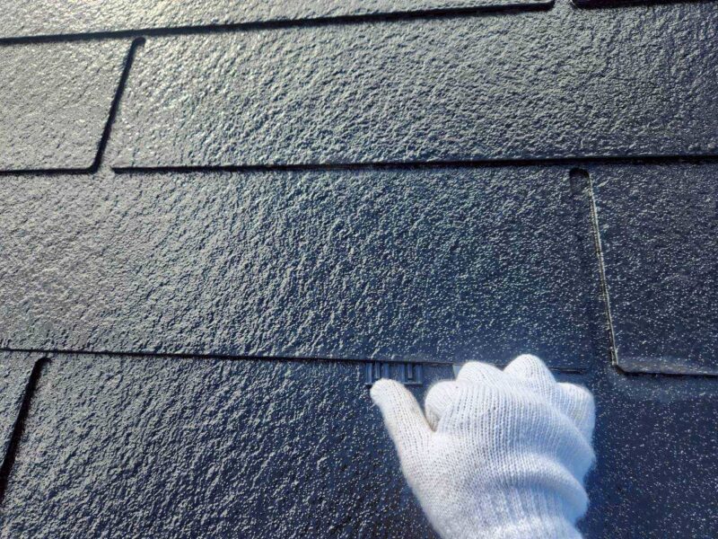 福岡県古賀市花見東のT様邸でチョーキングやシーリングの劣化を補修し屋根と外壁を美しく保つ塗装工事を行いました。2025年10月28日完成です。【HPより】