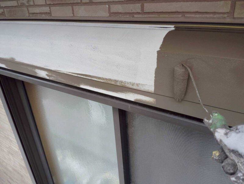 福岡県福岡市東区香椎台のN様邸でシーリングの劣化や帯の汚れを整える外壁クリヤー塗装工事を行いました。2025年10月14日完成です。【HPより】