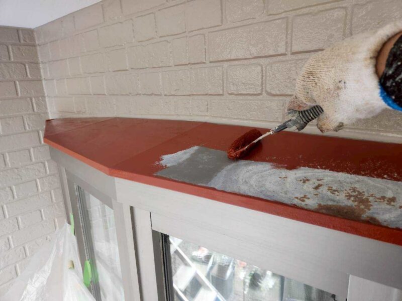 福岡県糟屋郡新宮町下府のH様邸でシーリングの割れや外壁の劣化を補修する外壁塗装工事を行いました。2025年10月2日完成です。【チラシより】