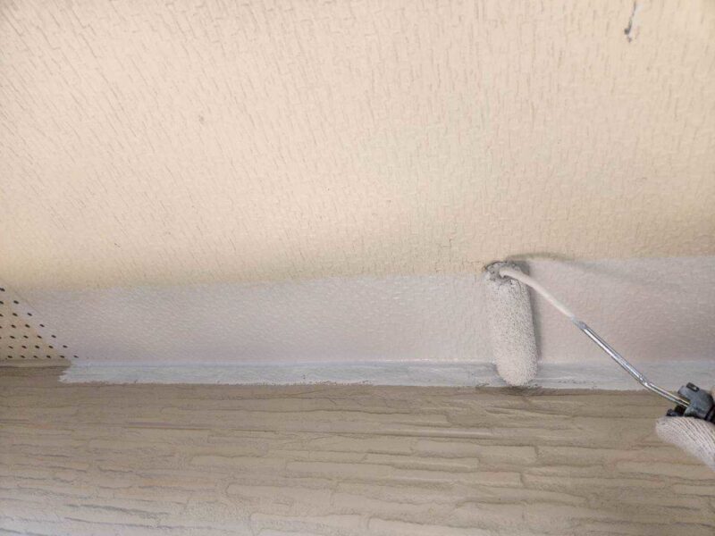 福岡県糟屋郡新宮町下府のH様邸でシーリングの割れや外壁の劣化を補修する外壁塗装工事を行いました。2025年10月2日完成です。【チラシより】