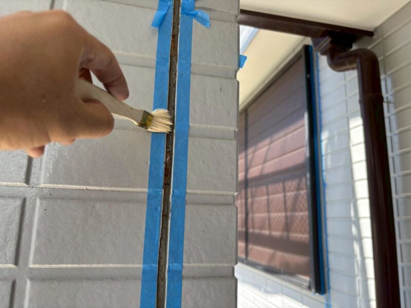 福岡県古賀市舞の里のY様邸で外壁の塗膜剥がれや屋根の劣化を補修する外壁屋根塗装・防水工事を行いました。2025年10月14日完成です。【HPより】