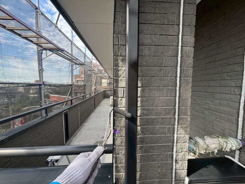 福岡県福岡市東区香椎のN様邸で外壁と屋根を保護し美観を取り戻す塗装工事を行いました。2025年11月11日完成です。【HPより】