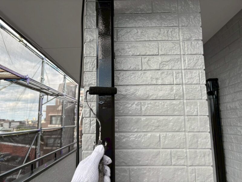 福岡県福岡市東区香椎のN様邸で外壁と屋根を保護し美観を取り戻す塗装工事を行いました。2025年11月11日完成です。【HPより】