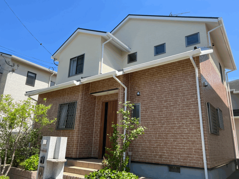 鉄板外壁のサビを放置すると危険?劣化のサインと長持ちさせるための塗装メンテナンス