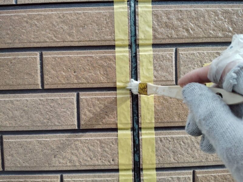 福岡県福岡市博多区博多駅南のSマンション様で、屋根の保護性能を高め外壁の美観を長持ちさせる屋根塗装・外壁クリヤー塗装工事を行いました。2025年12月23日完成です。【HPより】