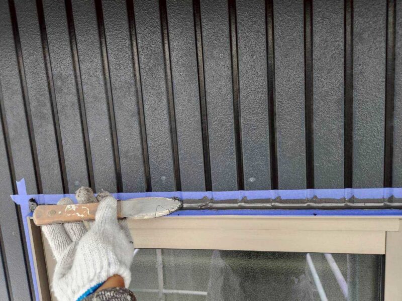 福岡県福岡市東区香住ケ丘のS様邸で外壁のひび割れと屋根の色あせを改善する外壁塗装と屋根塗装工事を行いました。2025年12月13日完成です。【チラシより】