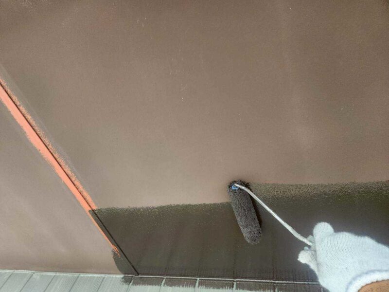 福岡県福岡市東区香住ケ丘のS様邸で外壁のひび割れと屋根の色あせを改善する外壁塗装と屋根塗装工事を行いました。2025年12月13日完成です。【チラシより】