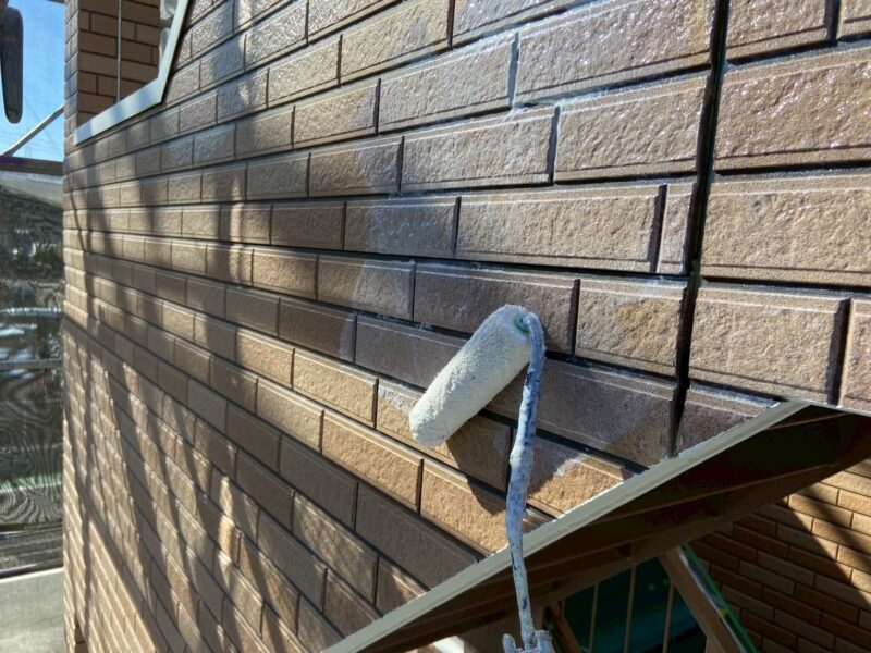 福岡県福岡市博多区博多駅南のSマンション様で、屋根の保護性能を高め外壁の美観を長持ちさせる屋根塗装・外壁クリヤー塗装工事を行いました。2025年12月23日完成です。【HPより】