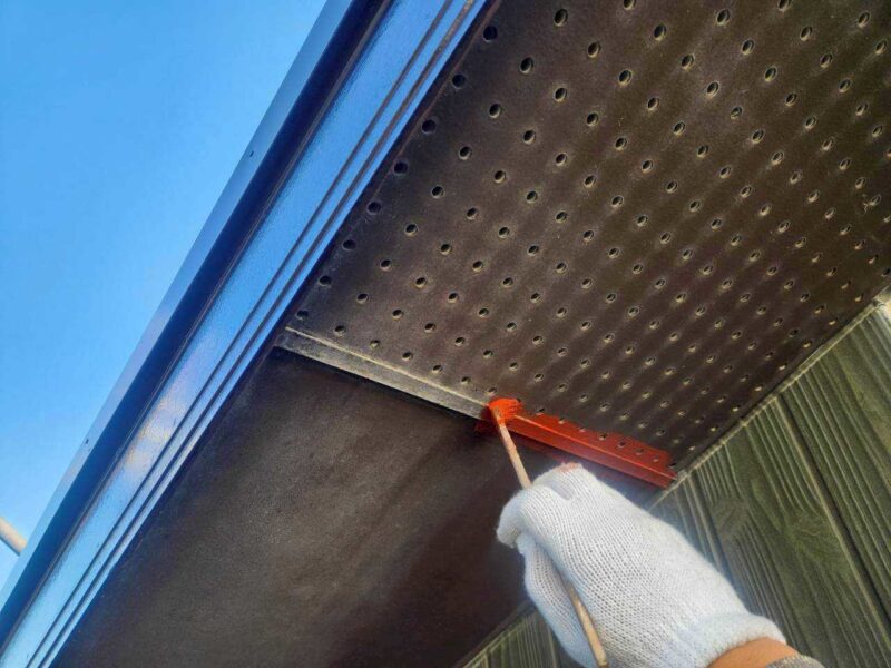 福岡県福岡市東区香住ケ丘のS様邸で外壁のひび割れと屋根の色あせを改善する外壁塗装と屋根塗装工事を行いました。2025年12月13日完成です。【チラシより】